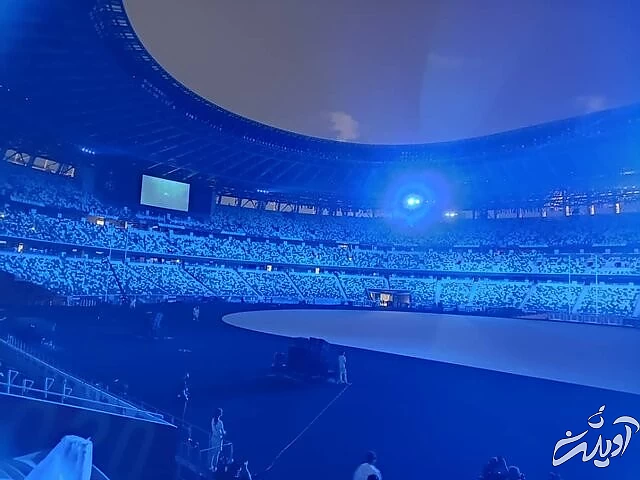 همه چیز درباره مراسم افتتاحیه المپیک ۲۰۲۰/ از حضور پرتعداد آمریکایی ها تا ورزشکار تونگایی که برهنه به ورزشگاه آمد/ کاروان ورزشی ایران با همان لباس قبلی رژه رفت/ عکس و ویدئو